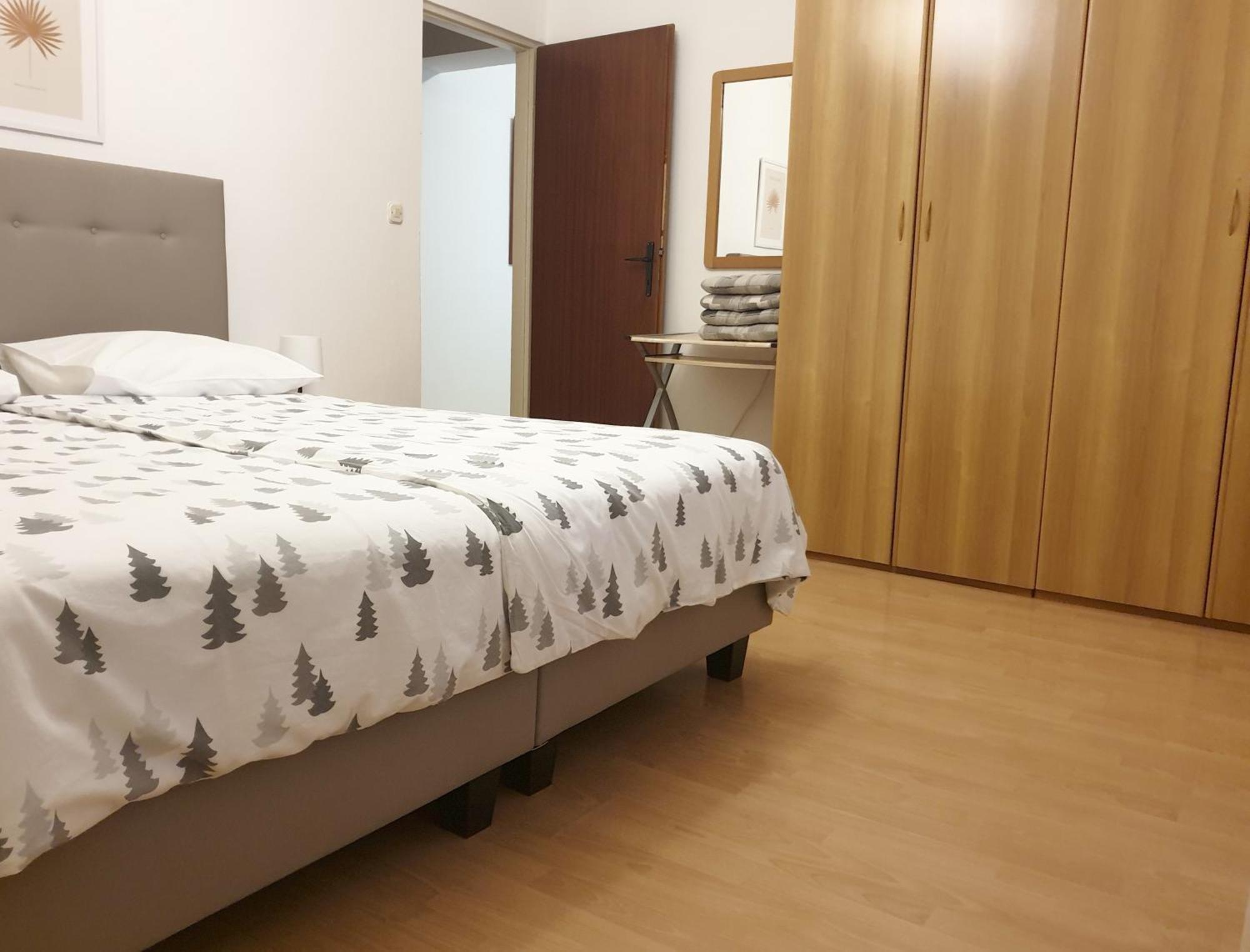 Apartments Tena With Private Parking Pula Bagian luar foto