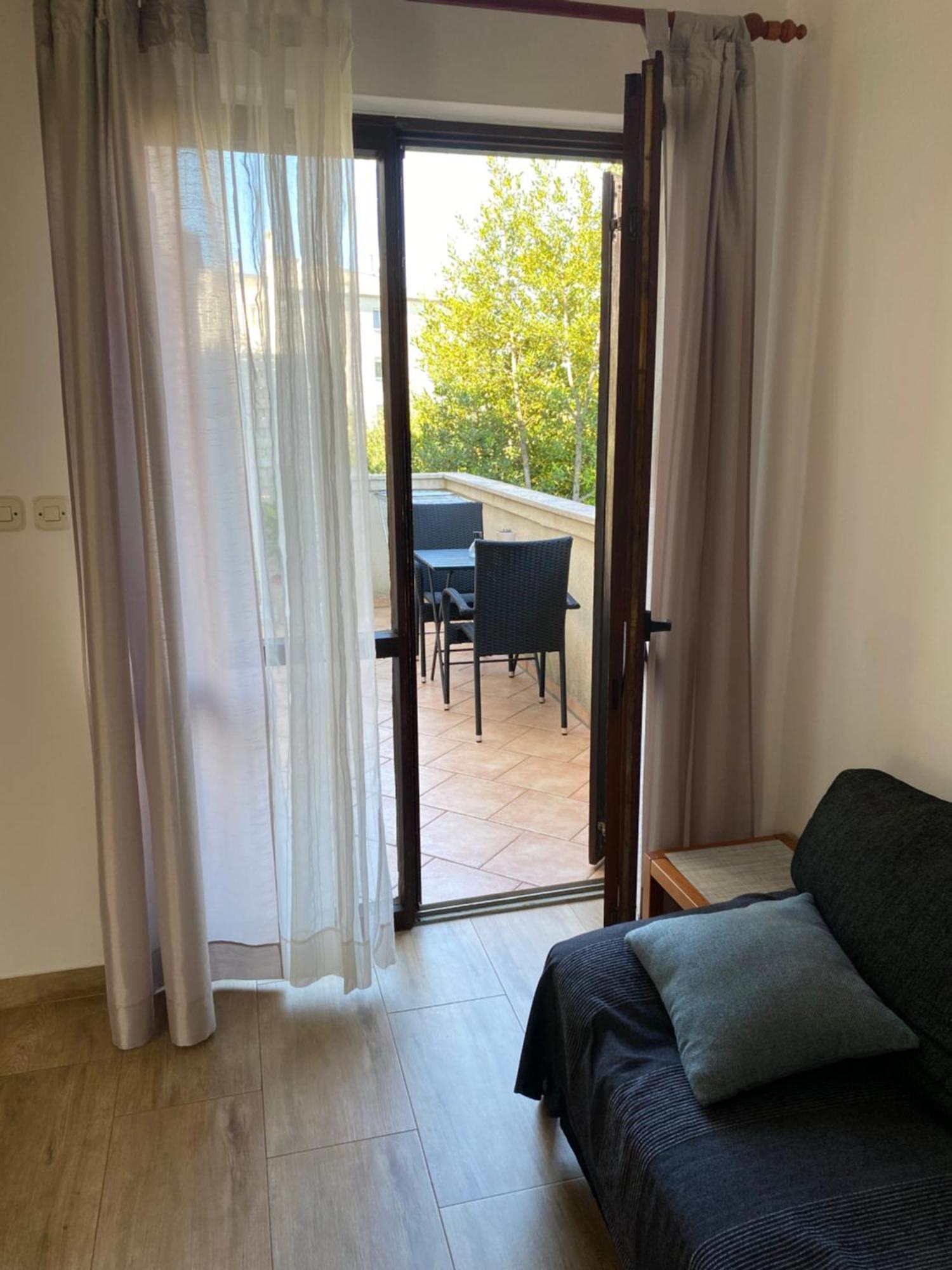 Apartments Tena With Private Parking Pula Bagian luar foto